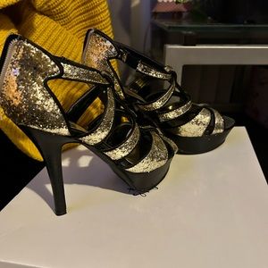 Guess platform glitter sandals